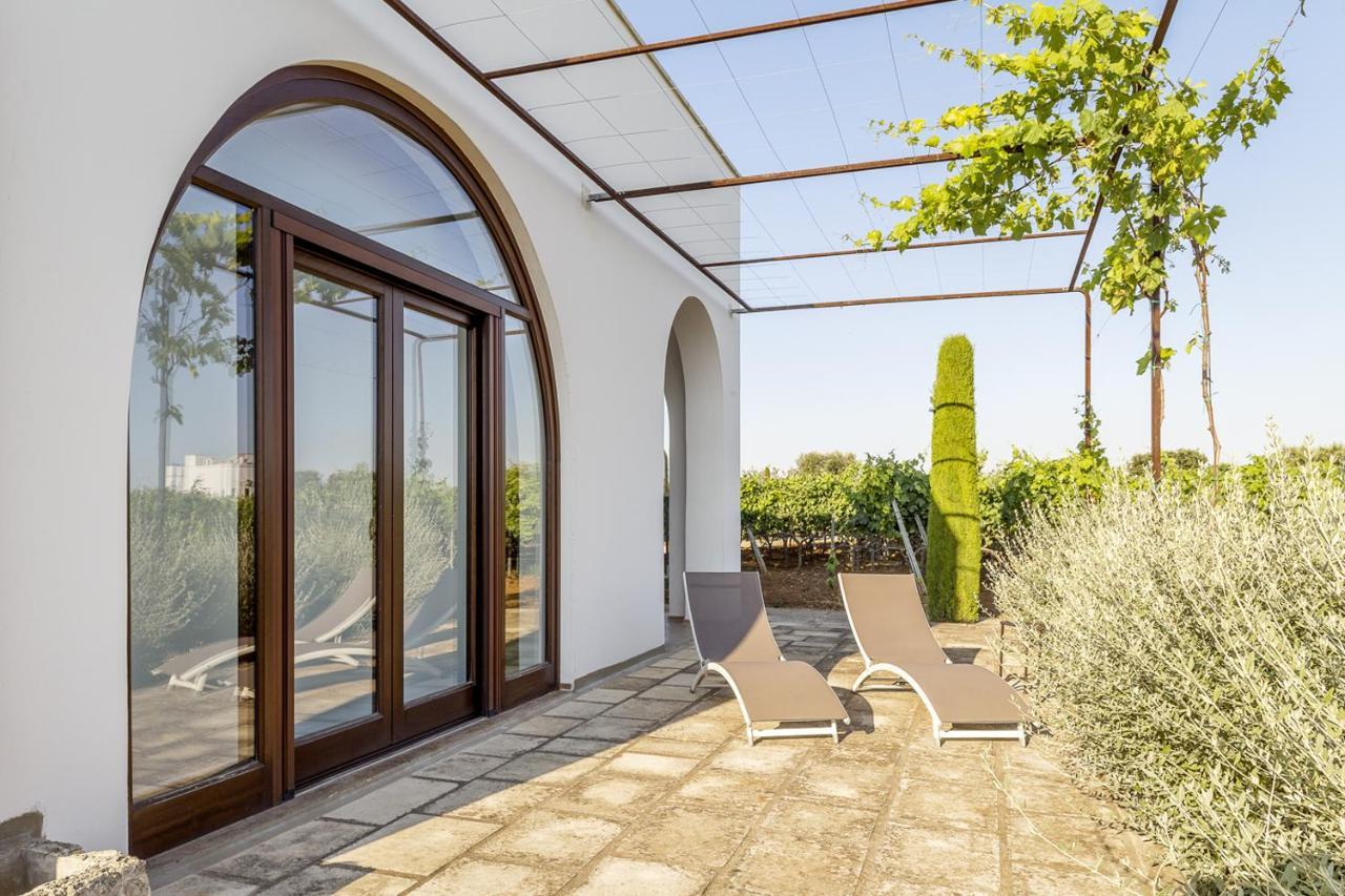 Tenutayala - Residenza Agrituristica Parabita Luaran gambar