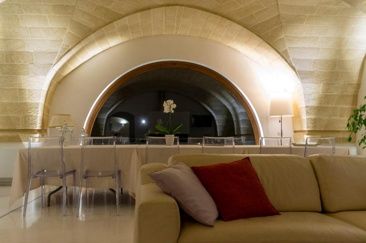 Tenutayala - Residenza Agrituristica Parabita Luaran gambar
