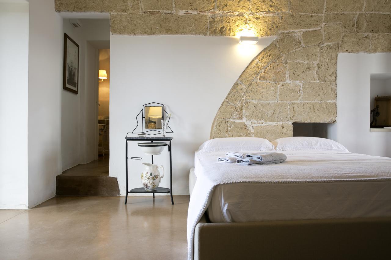 Tenutayala - Residenza Agrituristica Parabita Luaran gambar