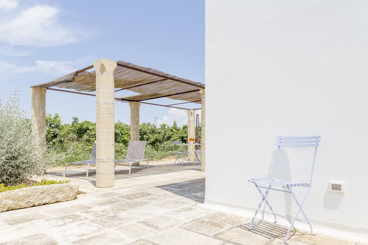 Tenutayala - Residenza Agrituristica Parabita Luaran gambar