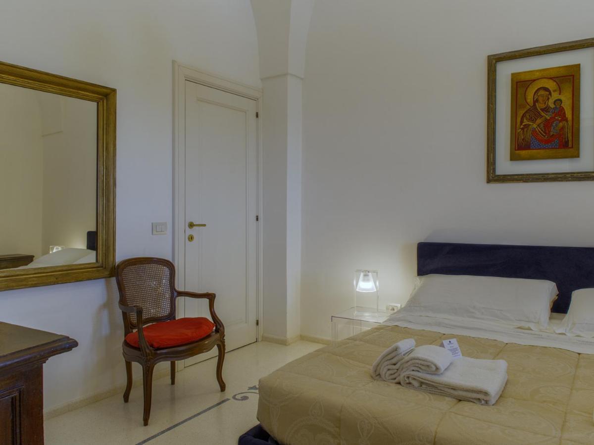 Tenutayala - Residenza Agrituristica Parabita Luaran gambar