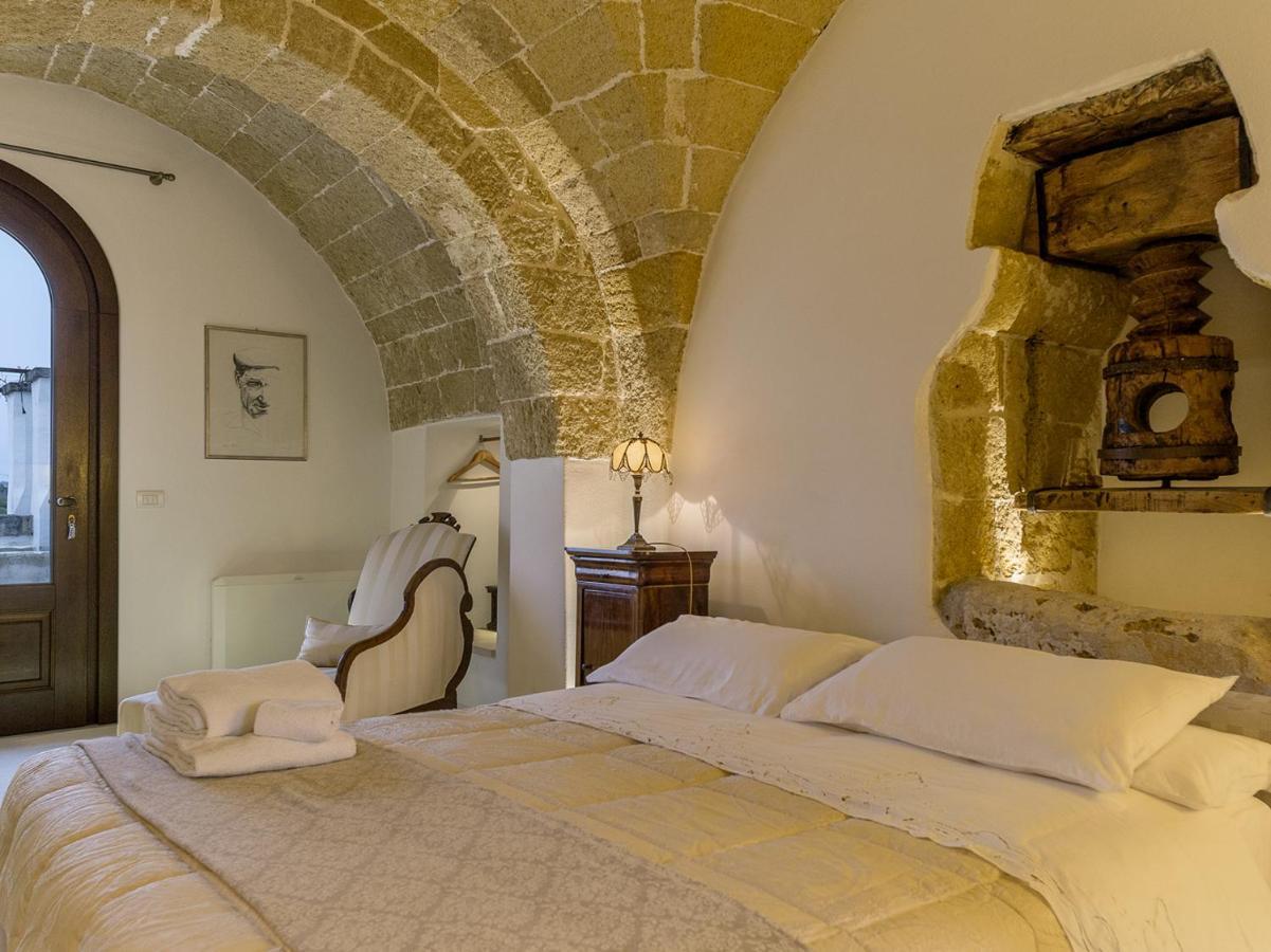 Tenutayala - Residenza Agrituristica Parabita Luaran gambar