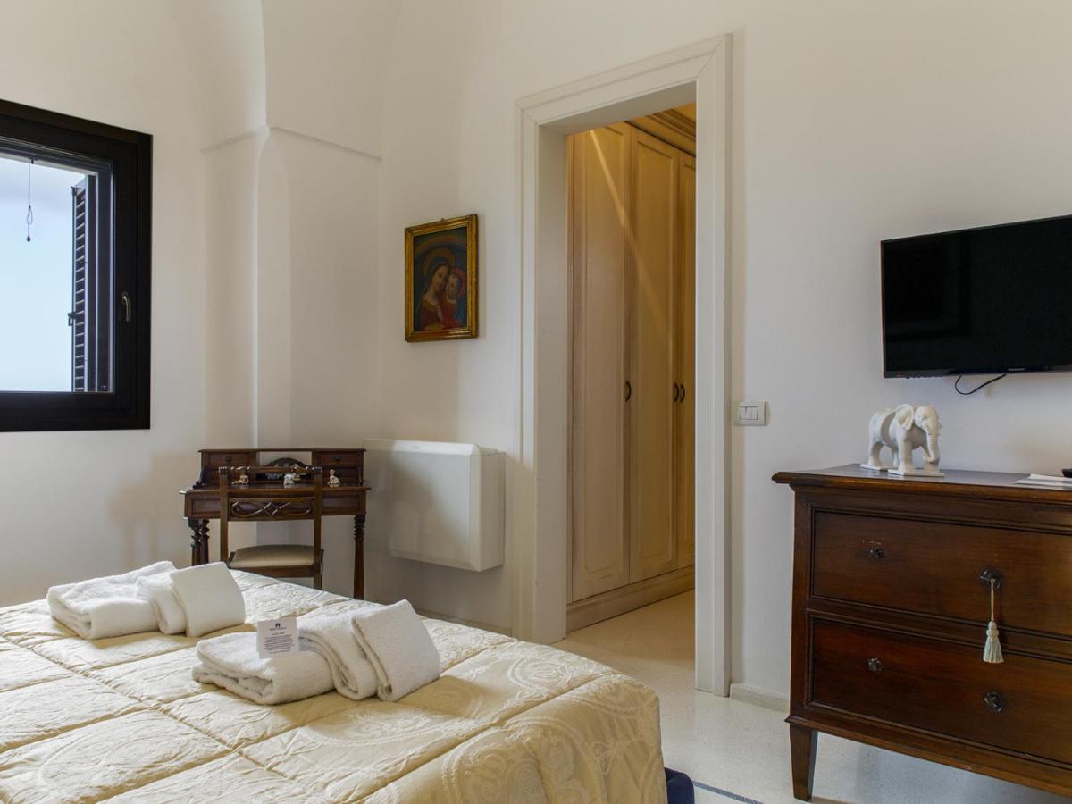 Tenutayala - Residenza Agrituristica Parabita Luaran gambar